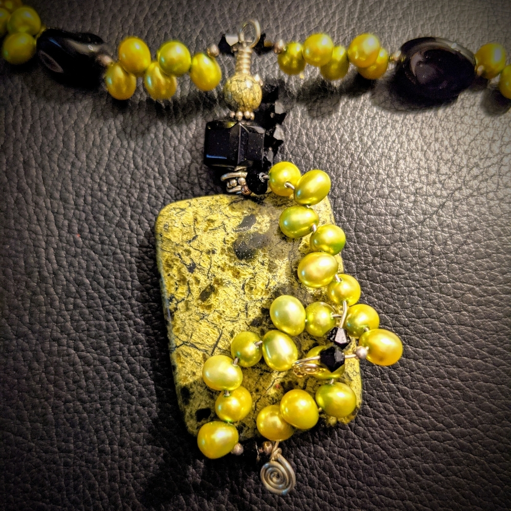 Uniquely Handcrafted, Dr. Eunice Genuine Onyx & Tahitian Yellow Stone necklace🌻